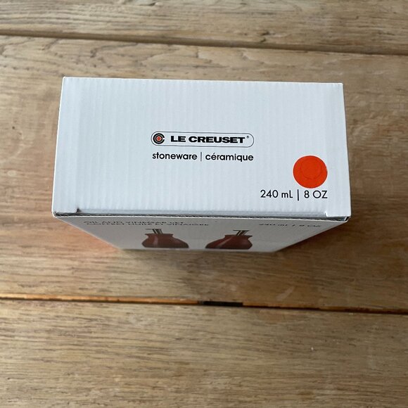 NEW Le Creuset Stoneware Classic 8 oz Oil & Vinegar Set Flame Orange - Picture 12 of 12